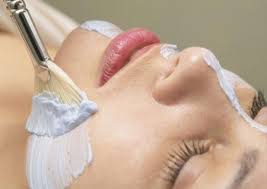 Sáu mặt nạ trị mụn cực hiệu quả với mật ong